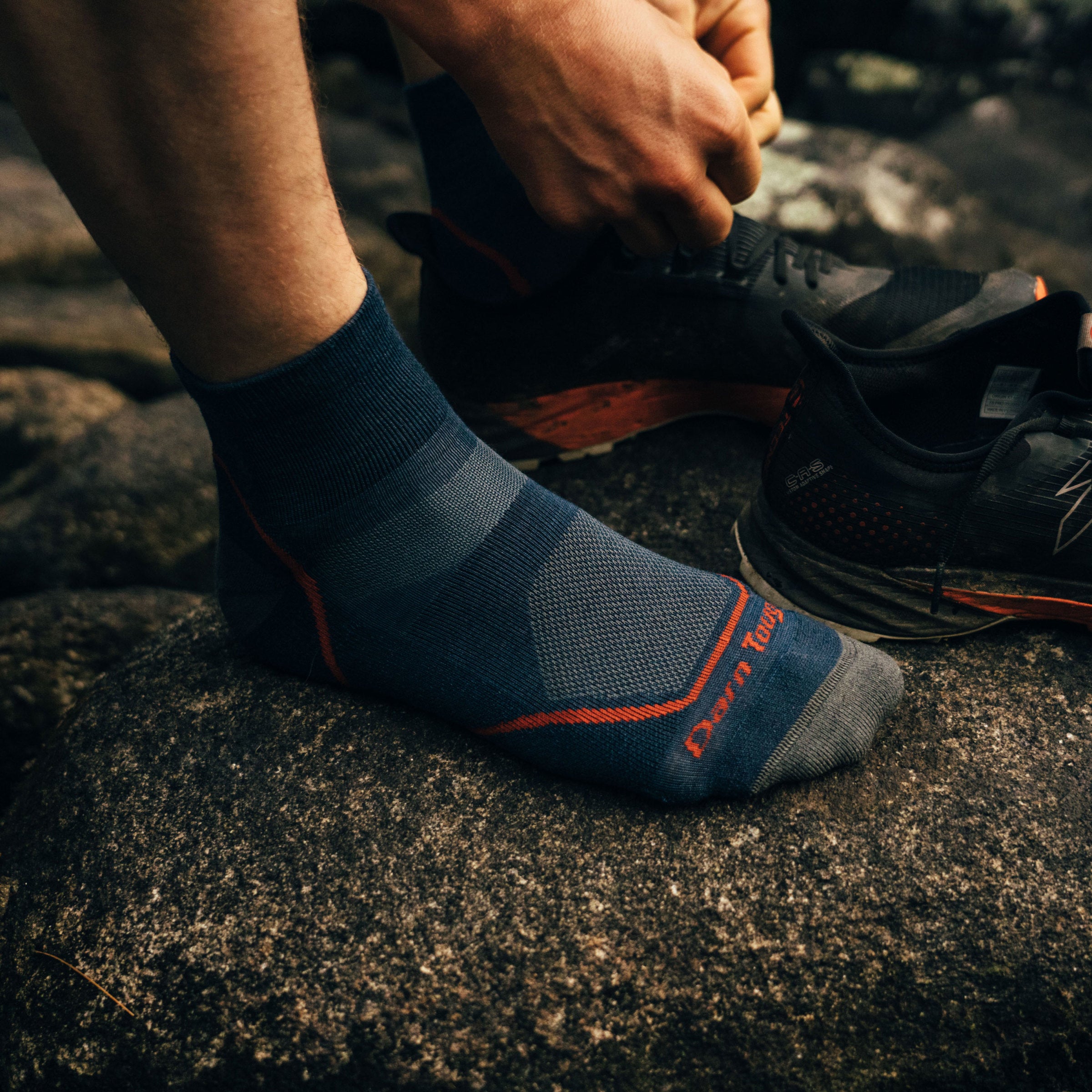 Men's Light Hiker Quarter Lightweight Hiking Socks - Image 8
